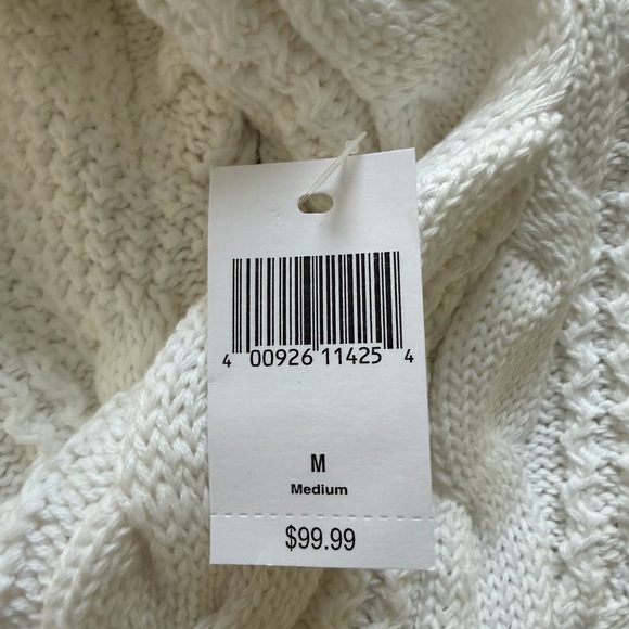 Disney Vacation Club White Crew Spirit Jersey M - Picture 6 of 9